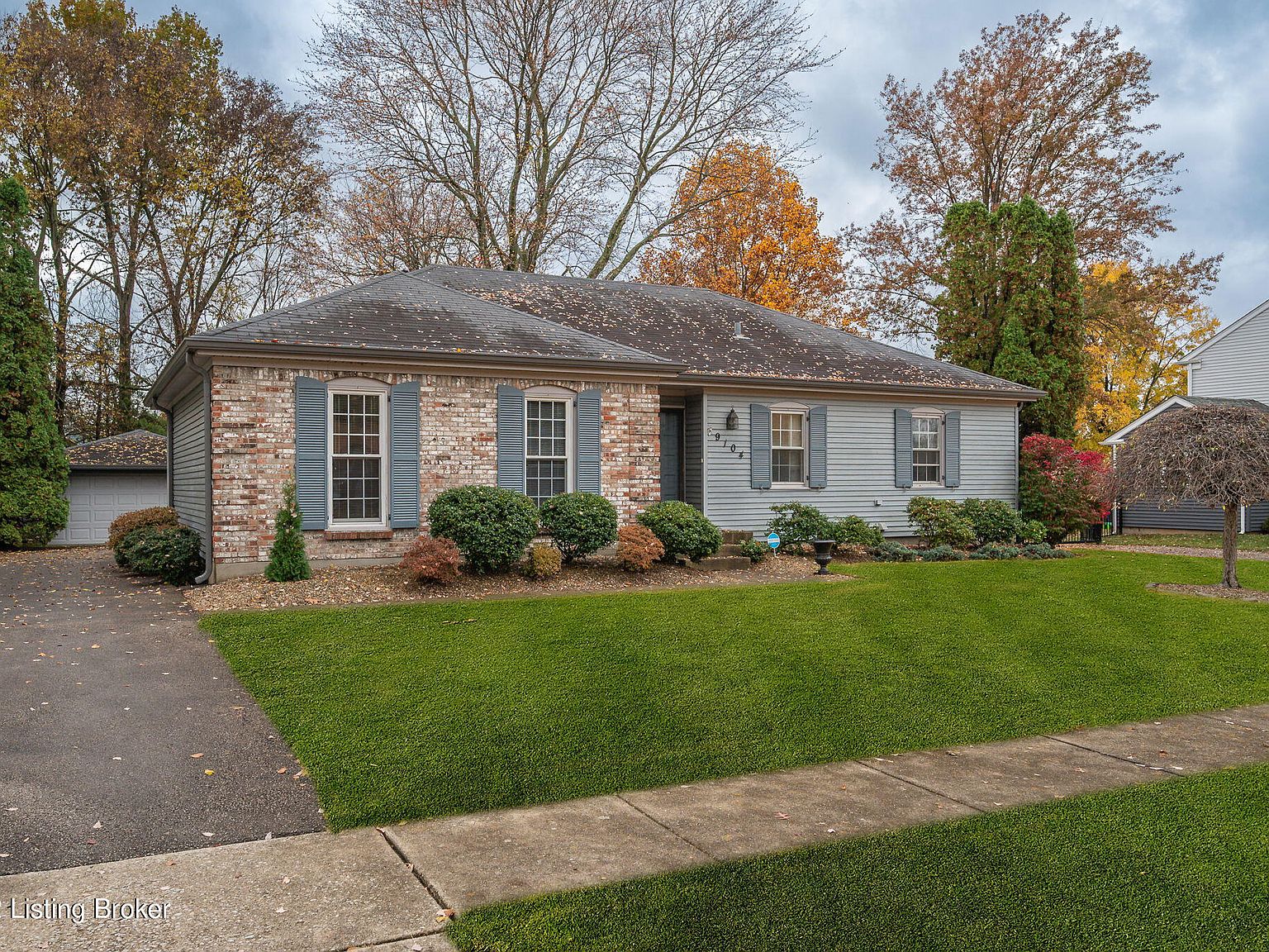 9104 Thelma Ln, Louisville, KY 40220 Zillow