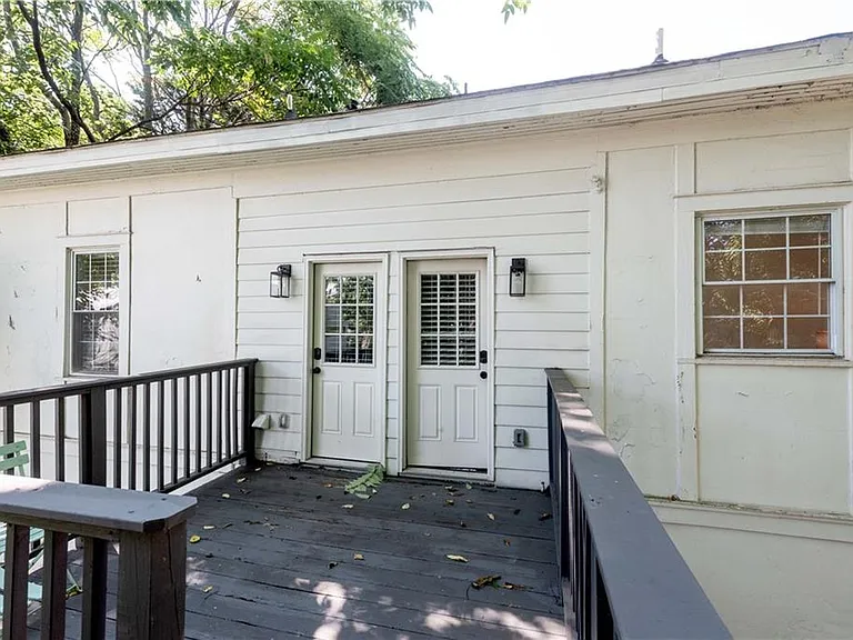 538 Winton Ter NE #A — Photo 16