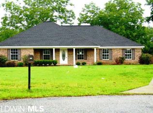 8119 Leisure Woods Dr, Irvington, AL 36544