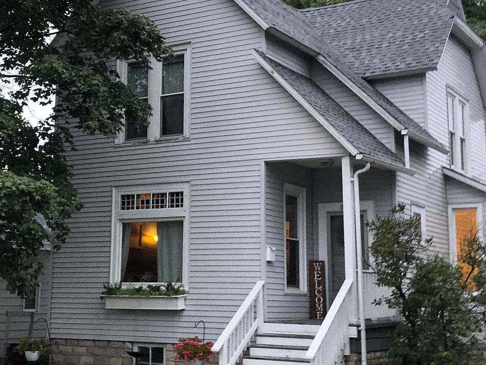 1st image of 1708 14th Ave