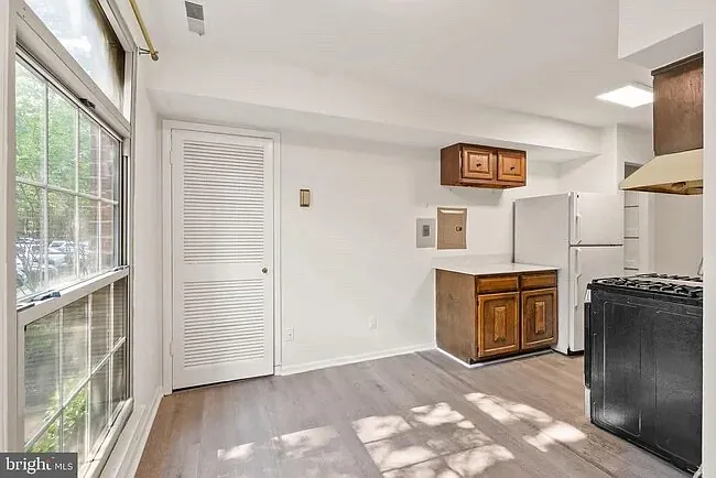 3378 Woodburn Rd #11 — Photo 2