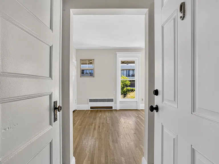 2233 NW Flanders St, Portland, OR, 97210 — Photo 1