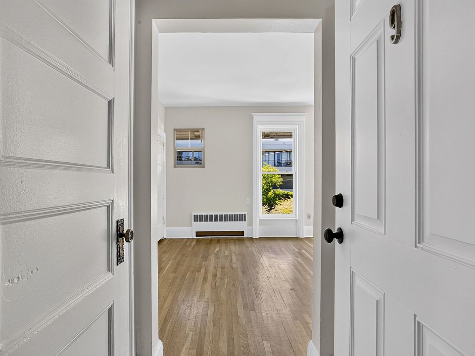 1st image of 2233 NW Flanders St #978ea0baa