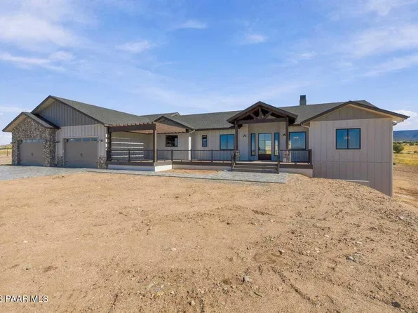 9057 N Caliber Rd, Prescott Valley, AZ 86315