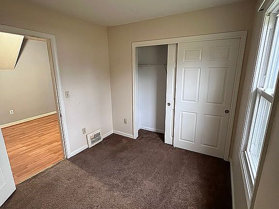 2nd image of 1751 Issaquah St