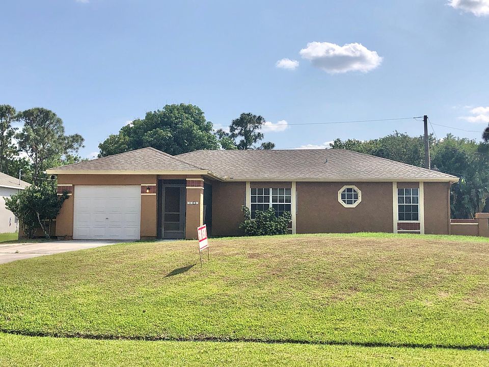 1st image of 2804 SE Eagle Dr