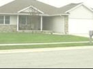 1101 Donna St, Denver, IA 50622