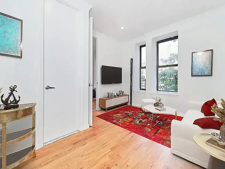 157 Suffolk St #608 — Photo 1