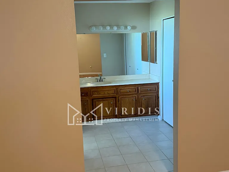 1304 La Puente Dr — Photo 27