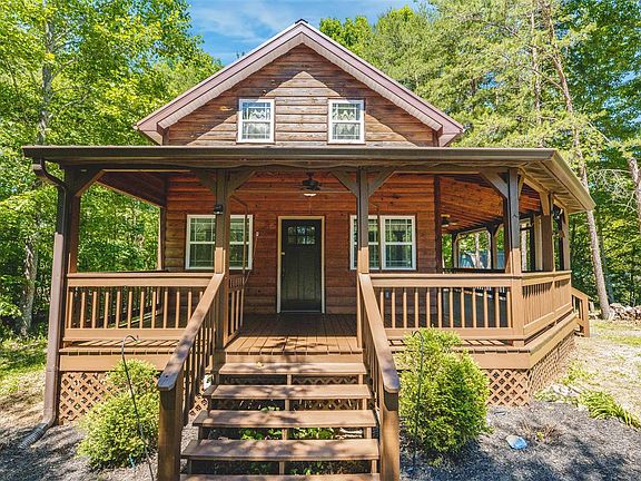 3rd image of 416 Wilderness Rd