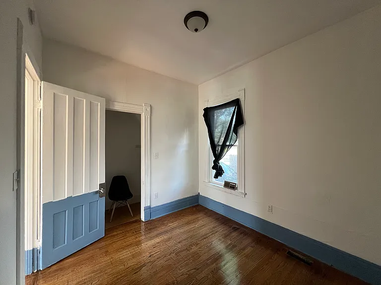 100 Davis St #1 — Photo 12