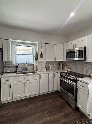 1st image of 44 Henry St
