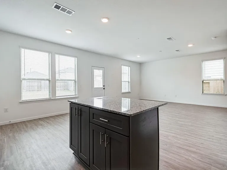 16523 Pine Arrow Dr — Photo 14