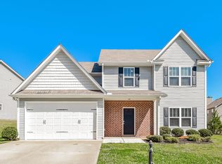 643 Fieldcrest Dr, Dallas, GA 30132