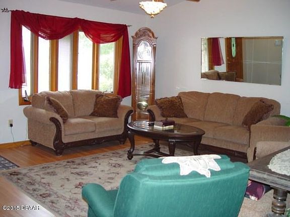 2nd image of 5825 Alstrum Dr