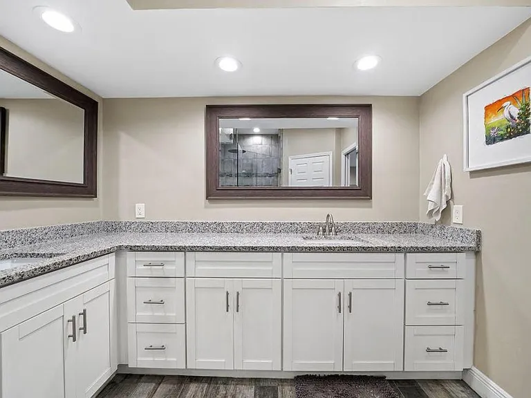775 Howard St — Photo 24