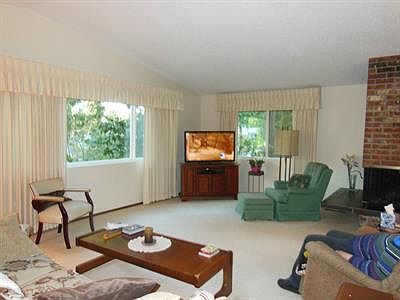 4th image of 2159 Lakemoor Dr SW