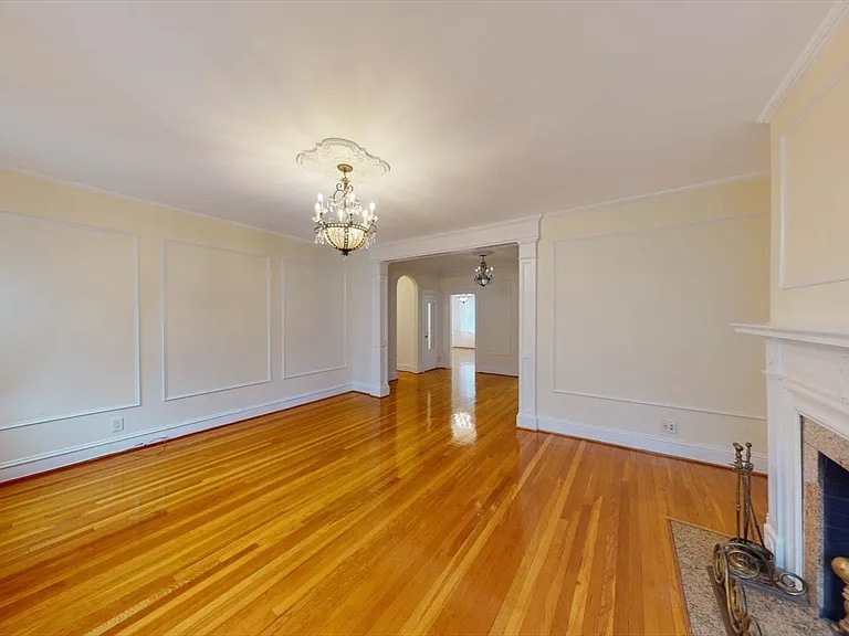 311 Tappan St #3 — Photo 8
