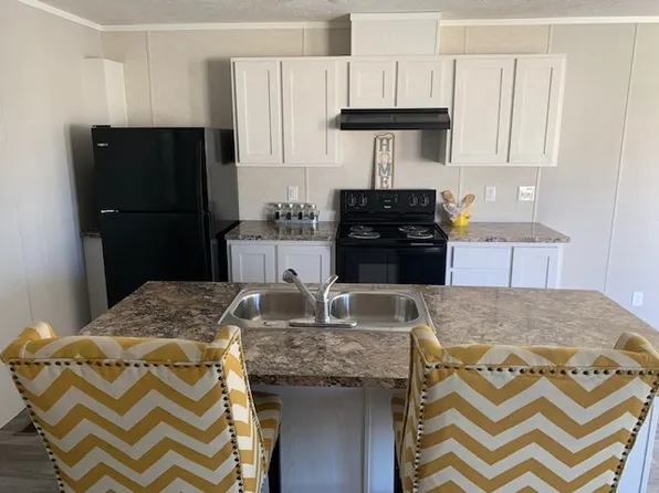 1515 S Miller Ave, Marion, IN 46953