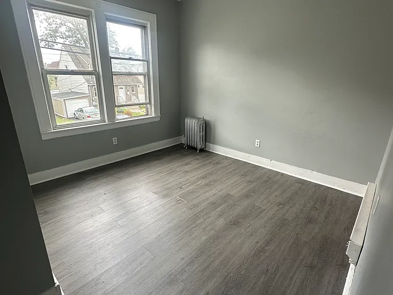 1035 Morris St #2F — Photo 8