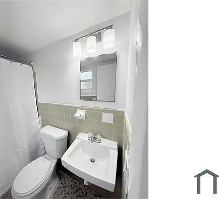 100 NE 78th St #7 — Photo 11