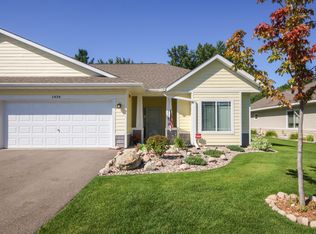 1434 Ravoux Ln, Chaska, MN 55318