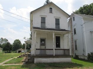 104 Main St, Hollsopple, PA 15935