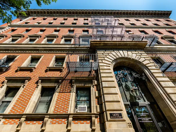 1470A Beacon St #66, Brookline, MA 02445