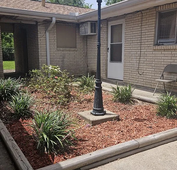 3728 E Opelousas St — Photo 1