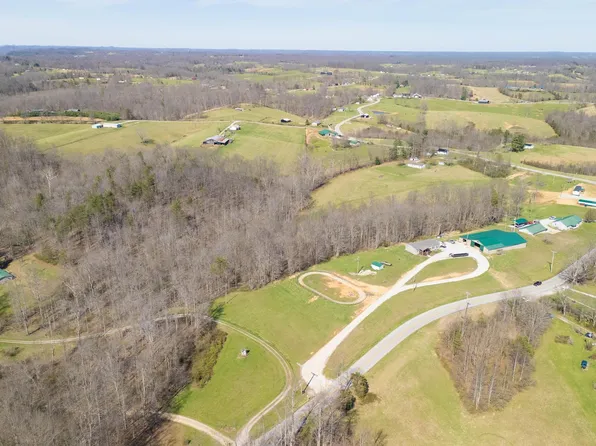 1693 Dan Ridge Rd, Wellington, KY 40387