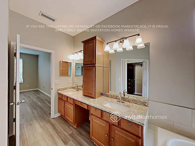 9320 Black Thorn Loop — Photo 15