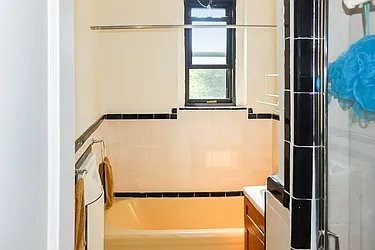 Sold by Thomas Lipovetsky, LREB