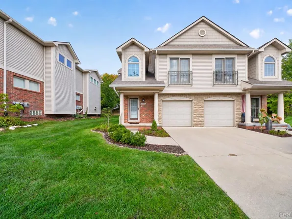 50420 Beechwood Ct #39, Plymouth, MI 48170