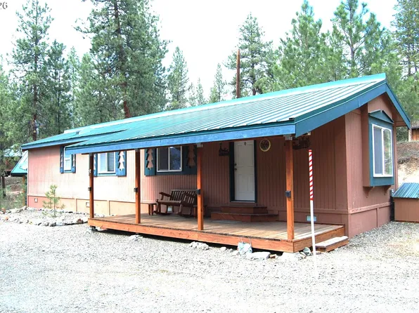553 NE Badger St, Sumpter, OR 97877