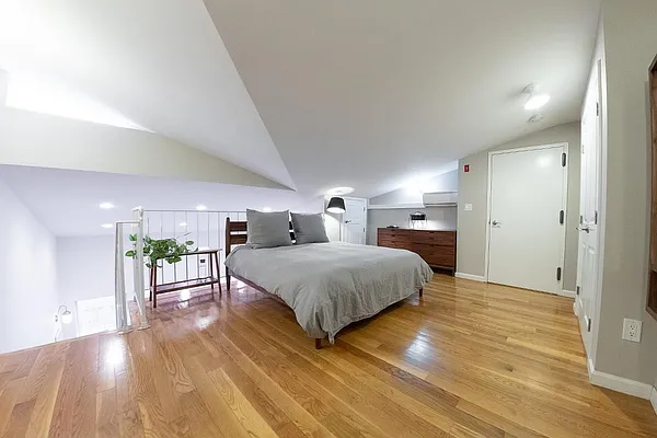 Sold by Real Direct | media 11