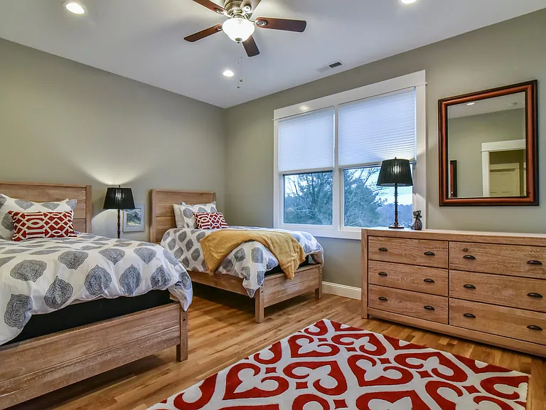 206 Josephine Ln — Photo 22