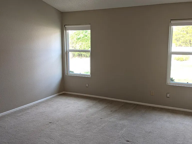 5708 E Angela Dr — Photo 19