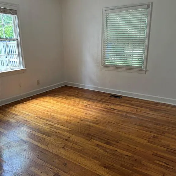 1441 Meridian St SE — Photo 19