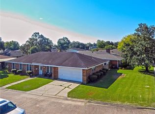 1054 Cedre Dr, Westwego, LA 70094