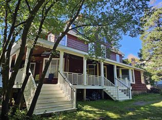 204 Montezuma St, Hancock, MI 49930