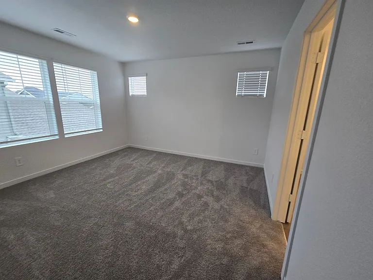 15274 Clayton St — Photo 14