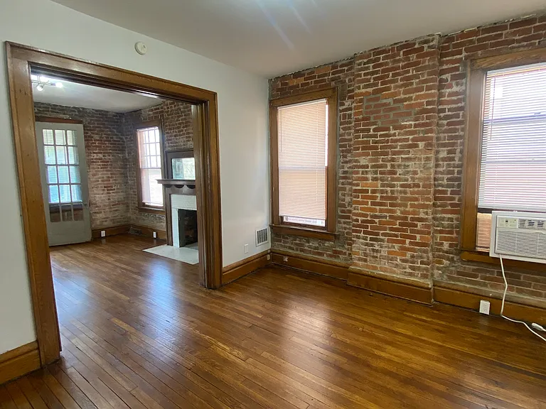 236 Buttles Ave — Photo 7
