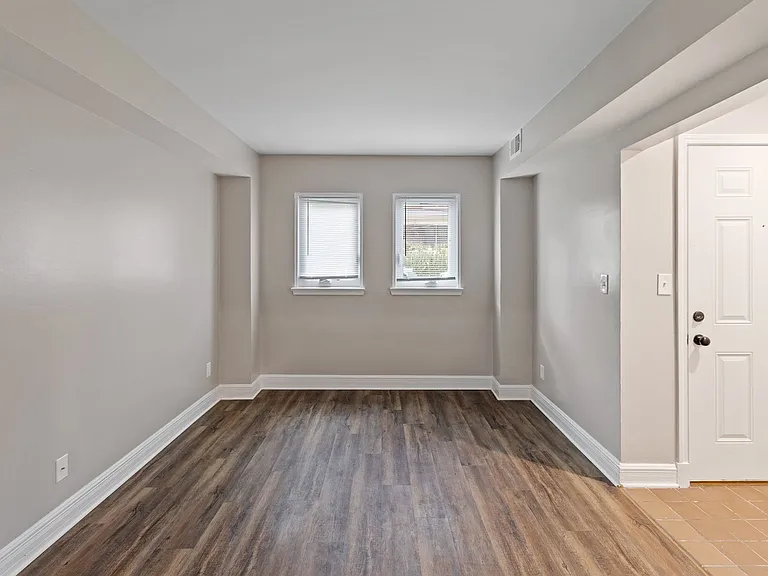 Station House Apartments — Photo 14