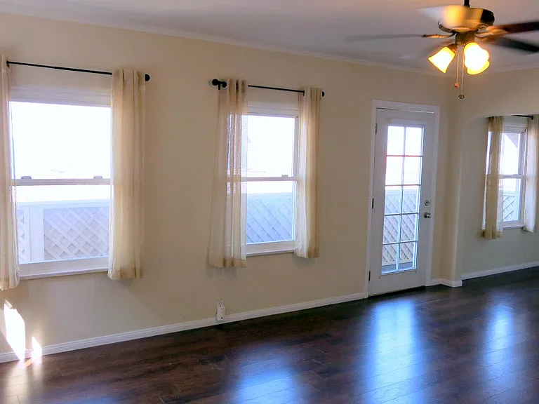 Lots of windows toward ocean views.
