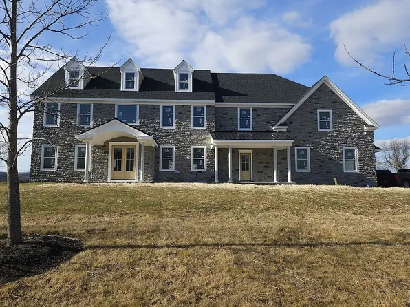 19 Boehm Dr, Lebanon, NJ 08833