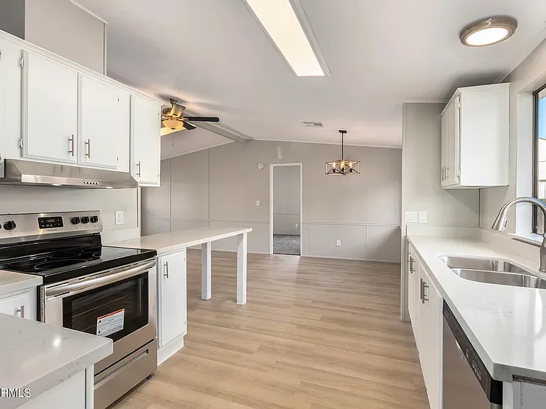 8601 N 103rd Ave #33 — Photo 8