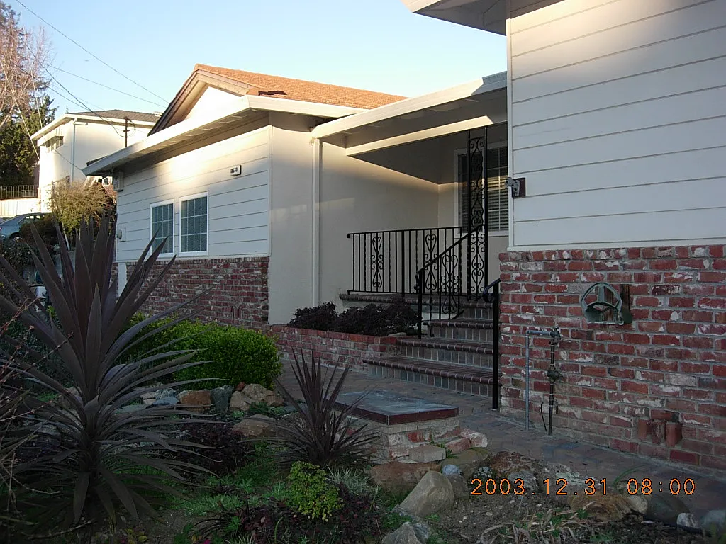 18580 Doris Ct photo 1