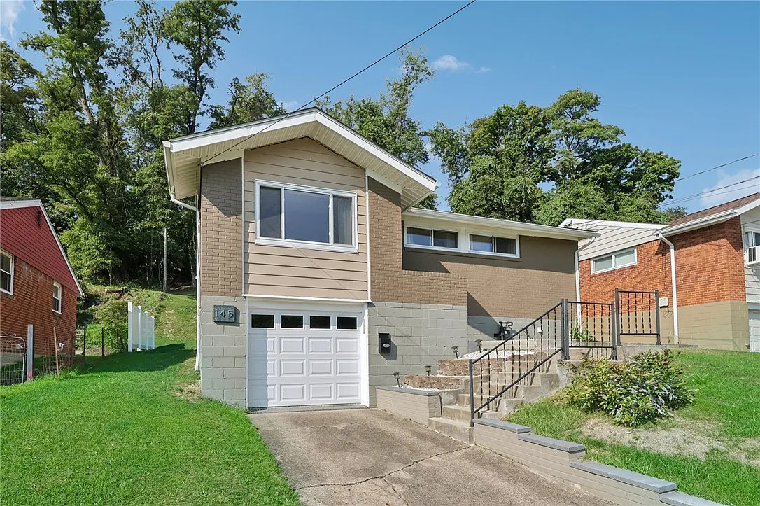145 Queenston Dr photo 1