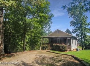 83 Cheyenne Ln, Dadeville, AL 36853