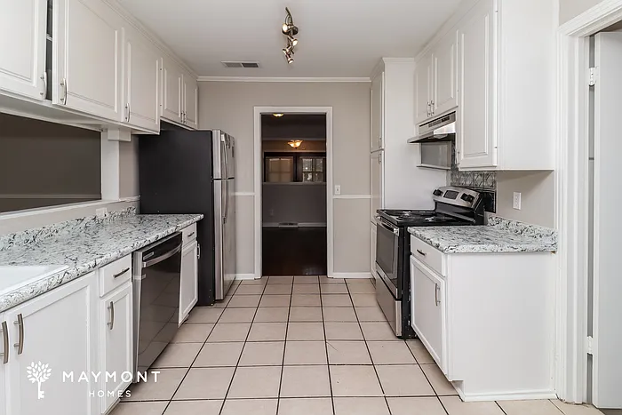 5545 Pine Lane Dr — Photo 5